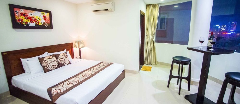 Chill Box Premier- Beach Hotel Da Nang Exterior photo