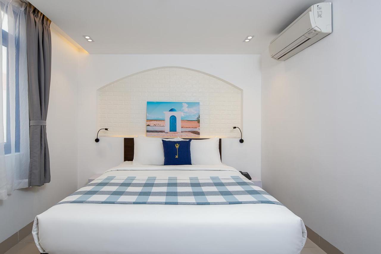 Chill Box Premier- Beach Hotel Da Nang Exterior photo